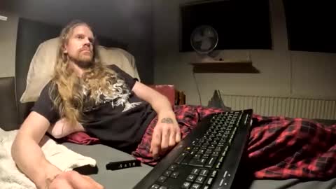 Krullz online show from 01-15-26, 12:26