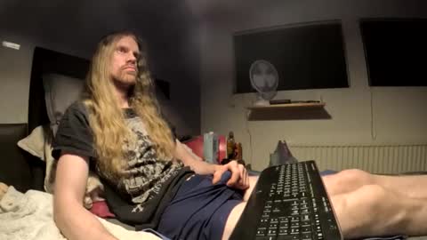 Krullz online show from 02-04-26, 01:44