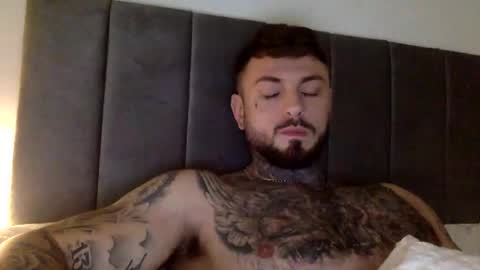 Snapshot of krxt13 chatting on 11-06-25, 01:12 krxt13 online show from 11-06-25, 01:12