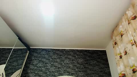 krystal desire online show from 12-23-24, 06:05