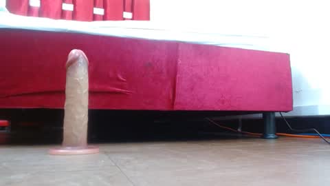 KRYSTAL THOMSON online show from 03-03-25, 10:42