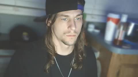 Snapshot of krytiar1992 chatting on 11-19-25, 07:08 krytiar1992 online show from 11-19-25, 07:08