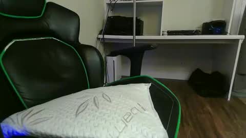 Kevin online show from 10-17-25, 07:11