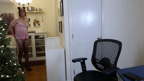 Cait online show from 12-17-25, 12:27