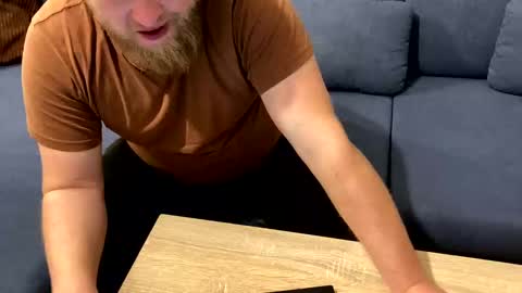 Tony online show from 12-02-24, 09:17