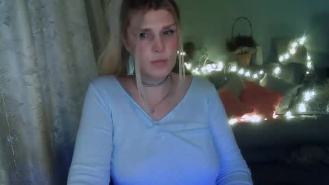 Annika  MTF ts post -op online show from 02-14-25, 01:29