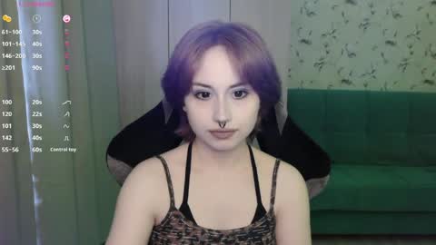 Snapshot of kummcaskill chatting on 05-27-26, 01:08 Alice online show from 05-27-26, 01:08
