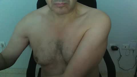 Snapshot of kumonit chatting on 12-19-25, 06:04 kumon online show from 12-19-25, 06:04