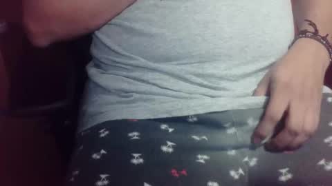 Snapshot of kunahub17 chatting on 11-11-25, 05:18 kunahub17 online show from 11-11-25, 05:18