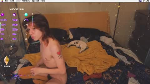 Snapshot of kuntboyzworld chatting on 05-19-26, 08:15 Krypto hethey online show from 05-19-26, 08:15