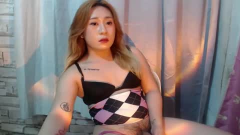 Snapshot of kuntiexxx chatting on 02-16-25, 12:52 kuntiex online show from 02-16-25, 12:52