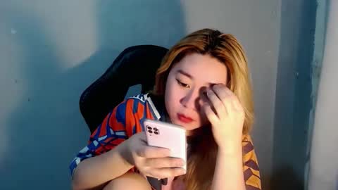 Snapshot of kuntiexxx chatting on 09-16-25, 02:12 kuntiex online show from 09-16-25, 02:12