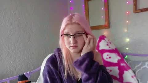 Samantha online show from 04-30-26, 08:57