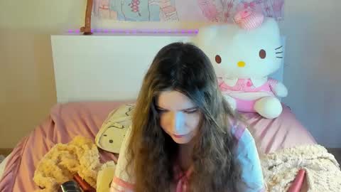 Snapshot of kuraii_ chatting on 02-14-25, 08:31 Anna online show from 02-14-25, 08:31