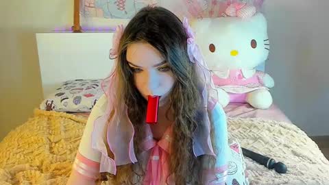 Snapshot of kuraii_ chatting on 02-21-25, 02:17 Anna online show from 02-21-25, 02:17