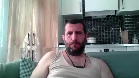 Snapshot of kurdshman65 chatting on 05-11-26, 03:23 Kurdshman online show from 05-11-26, 03:23