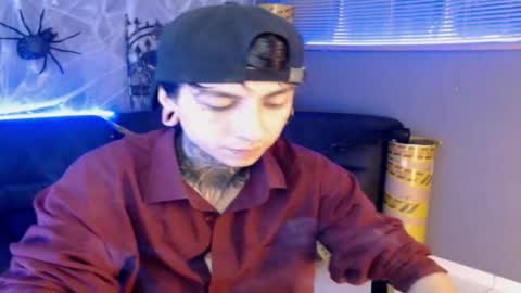 kuregari_xs online show from 10-30-25, 03:41