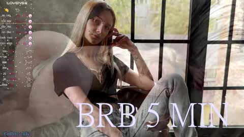 Erika online show from 10-24-25, 03:52