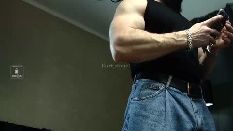 Snapshot of kurt_stone1 chatting on 06-03-26, 07:41 kurt_stone1 online show from 06-03-26, 07:41