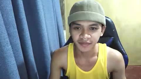 Snapshot of kurtxxx07 chatting on 03-09-26, 09:52 kurtxxx07 online show from 03-09-26, 09:52