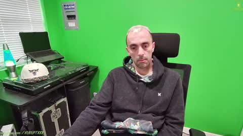 kuruptxxx online show from 01-19-25, 06:00