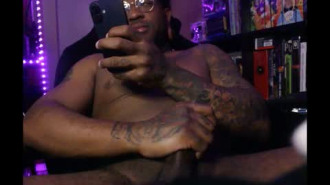 Snapshot of kushgoth chatting on 11-24-25, 05:51 Kushgoth online show from 11-24-25, 05:51