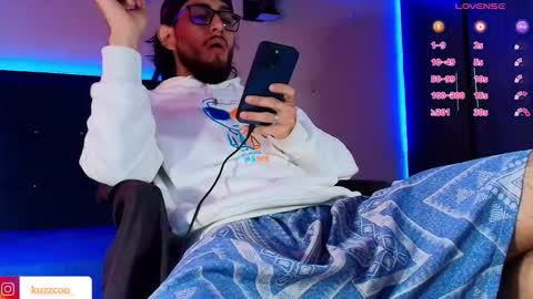 kuzzcoo online show from 11-13-25, 02:49