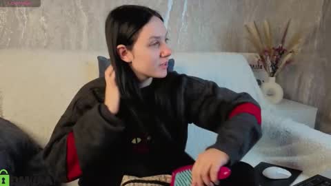 Kvetachka Thu-Sun 0900am-1500pmGTM2 online show from 11-05-25, 01:05