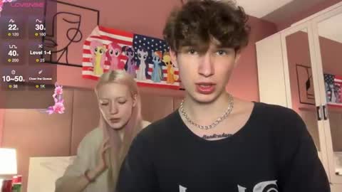Bella and Alexandra online show from 07-12-26, 06:43