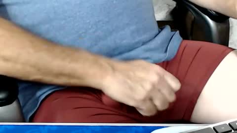 Snapshot of kwib34 chatting on 10-25-25, 09:06 kwib34 online show from 10-25-25, 09:06