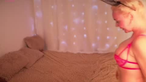 kwumey online show from 03-11-26, 04:13