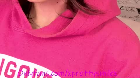 Snapshot of kxaxmichelle chatting on 01-23-25, 08:35 Kick online show from 01-23-25, 08:35