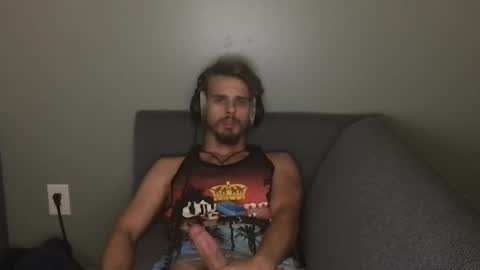 Snapshot of kxng222 chatting on 10-15-25, 08:36 kxng222 online show from 10-15-25, 08:36