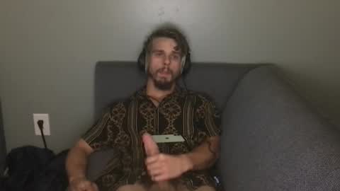 Snapshot of kxng222 chatting on 10-18-25, 04:37 kxng222 online show from 10-18-25, 04:37