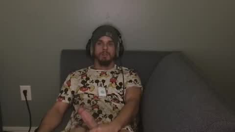 Snapshot of kxng222 chatting on 10-25-25, 04:31 kxng222 online show from 10-25-25, 04:31