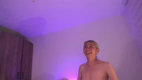 Aria Kess  online show from 09-30-25, 10:59