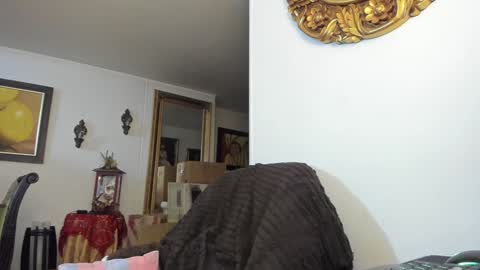 Snapshot of kyhara chatting on 01-24-25, 01:13 kyhara online show from 01-24-25, 01:13