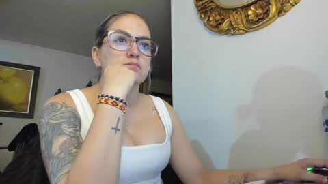 Snapshot of kyhara chatting on 01-31-25, 02:58 kyhara online show from 01-31-25, 02:58