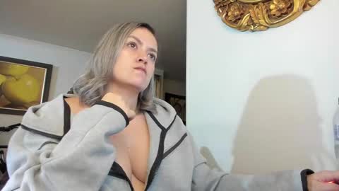 Snapshot of kyhara chatting on 02-22-25, 02:17 kyhara online show from 02-22-25, 02:17