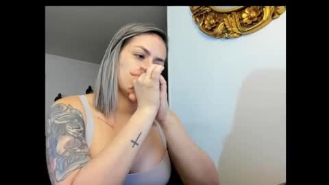 Snapshot of kyhara chatting on 02-25-25, 01:30 kyhara online show from 02-25-25, 01:30