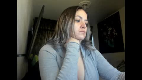 Snapshot of kyhara chatting on 11-07-25, 09:59 kyhara online show from 11-07-25, 09:59