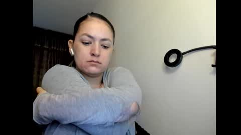 Snapshot of kyhara chatting on 11-14-25, 09:57 kyhara online show from 11-14-25, 09:57