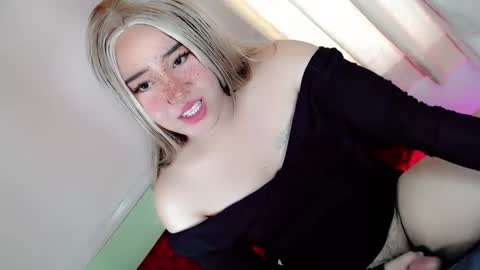 kyla online show from 09-25-25, 01:53