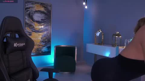 Snapshot of kylamorrison chatting on 06-11-26, 10:02 I am Kyla online show from 06-11-26, 10:02