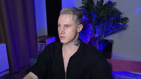 Kyle online show from 01-01-25, 05:33