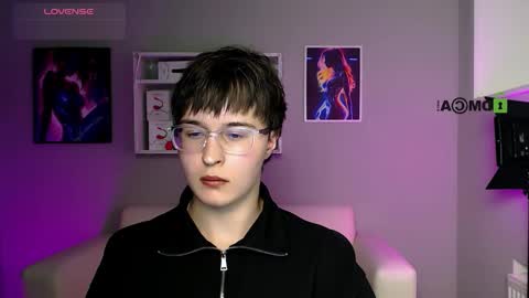 Snapshot of kyleberry_ chatting on 11-04-25, 04:06 kyleberry_ online show from 11-04-25, 04:06