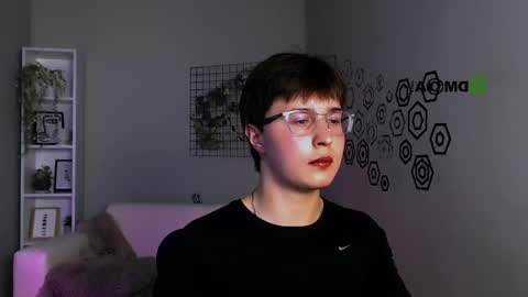 Snapshot of kyleberry_ chatting on 11-10-25, 02:05 kyleberry_ online show from 11-10-25, 02:05