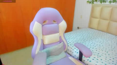 SOPHIA independent model  online show from 01-31-26, 09:02