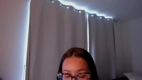 Snapshot of kyleighcx chatting on 03-23-26, 10:47 Kyleigh online show from 03-23-26, 10:47