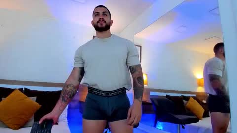 Snapshot of kylenorth_ chatting on 10-01-25, 06:14 kylenorth_ online show from 10-01-25, 06:14